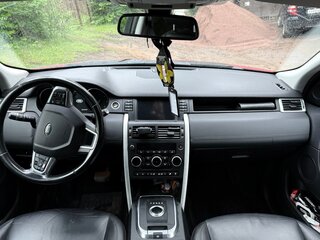 2018 Land Rover Discovery Sport I, красный, 1799000 рублей, вид 5