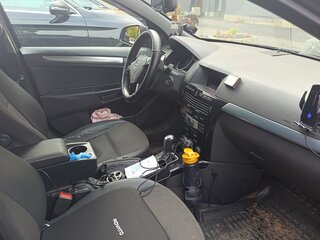2009 Opel Astra H Рестайлинг, чёрный, 400000 рублей, вид 5
