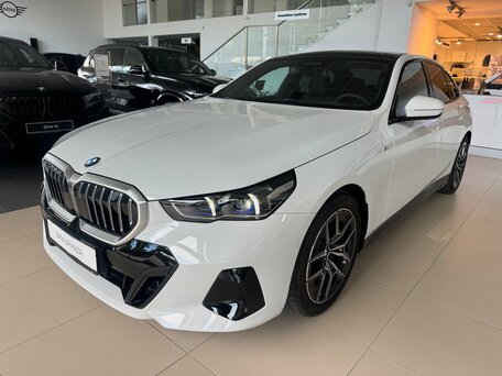 BMW 5 серии VIII (G60/G61/G68)