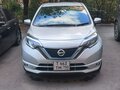 2019 Nissan Note e-Power II Рестайлинг, серебристый, 1200000 рублей - вид 1
