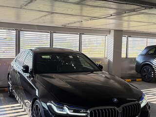 2021 BMW 5 серии 530d VII (G30/G31/G38) Рестайлинг, чёрный, 5250000 рублей, вид 3