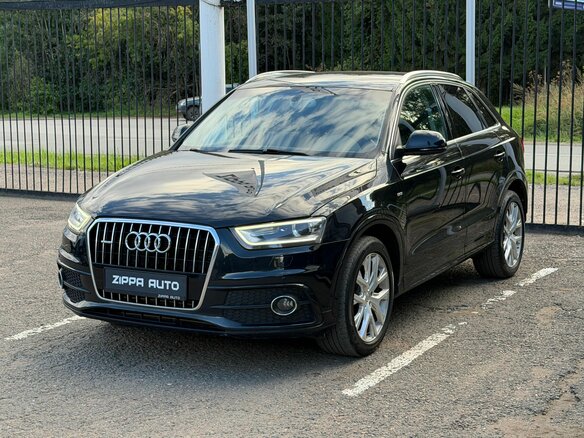 2013 Audi Q3 I (8U), чёрный - вид 2