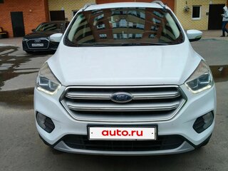 2018 Ford Kuga II Рестайлинг, белый, 1660000 рублей, вид 1