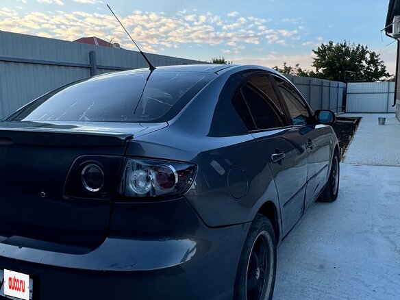 2008 Mazda 3 5-speed I (BK) Рестайлинг, серый, 485000 рублей - вид 4