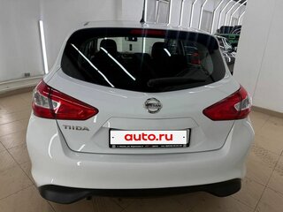 2015 Nissan Tiida II, белый, 897000 рублей, вид 4