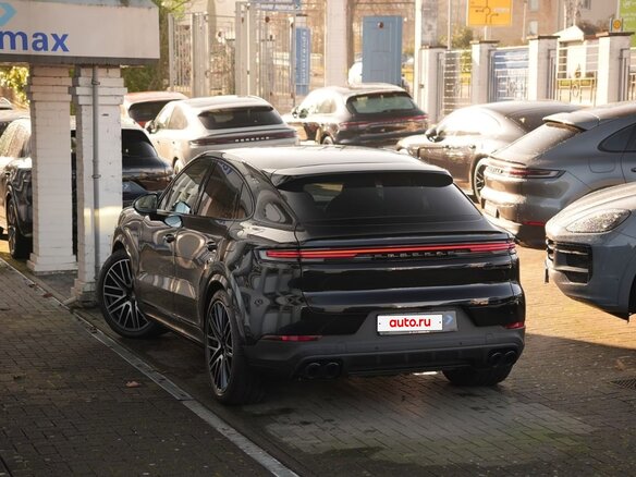 2025 Porsche Cayenne E-Hybrid Coupé III Рестайлинг, чёрный - вид 7