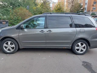 2005 Toyota Sienna II, серый, 890000 рублей, вид 4