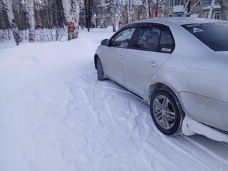 2010 Volkswagen Jetta V, серебристый, 680000 рублей, вид 2