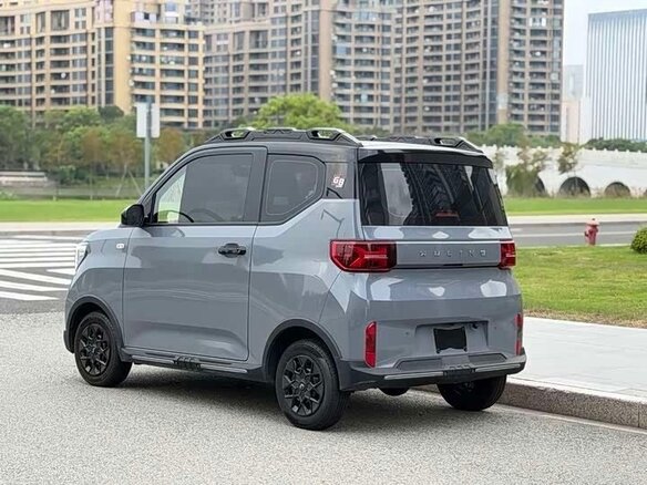 2026 Wuling Mini EV Macaron 17.3 kWh III, серый, 950000 рублей - вид 5