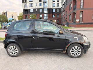 2001 Toyota Yaris I, чёрный, 200000 рублей, вид 2