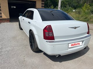 2005 Chrysler 300C I, белый, 1000000 рублей, вид 3