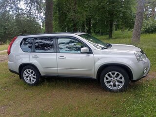 2011 Nissan X-Trail II Рестайлинг, серебристый, 1150000 рублей, вид 3