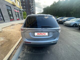 2012 Mitsubishi Outlander III, серебристый, 950000 рублей, вид 1