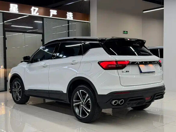 2022 Geely Coolray (Binyue) I, белый, 1391255 рублей - вид 3