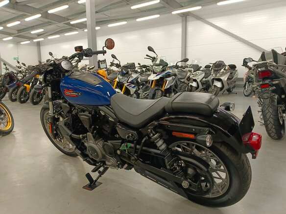 2023 Harley-Davidson Nightster, синий, 1010000 рублей - вид 5