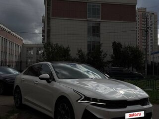 2021 Kia K5 III, белый, 2750000 рублей, вид 3