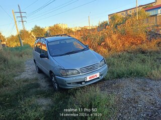 1997 Toyota Ipsum I (M10), серый, 350000 рублей, вид 2
