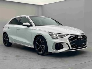 2022 Audi A3 Sportback 35 TFSI IV (8Y), белый, 2100000 рублей, вид 2
