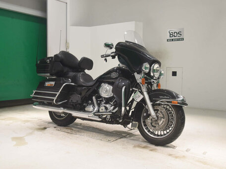 2013 Harley-Davidson Electra Glide, чёрный, 1080000 рублей, вид 3
