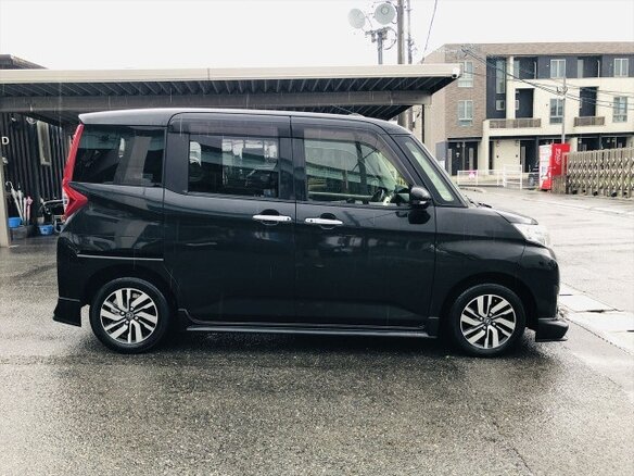 2022 Toyota Roomy I Рестайлинг, чёрный, 878000 рублей - вид 6