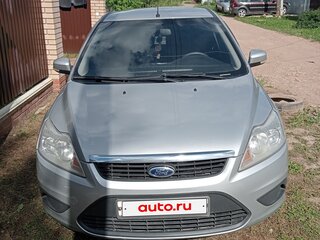 2010 Ford Focus II Рестайлинг, серебристый, 440000 рублей, вид 3