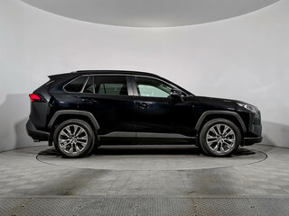 2022 Toyota RAV4 V (XA50), чёрный, 3350000 рублей, вид 4