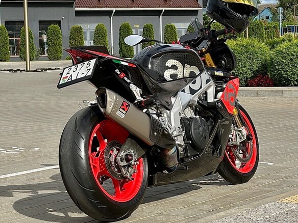 2018 Aprilia Tuono V4, красный, 999999 рублей - вид 8