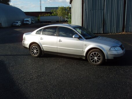 2004 Volkswagen Passat B5 Рестайлинг, серебристый, 620000 рублей, вид 4