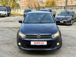 2013 Volkswagen Polo V, синий, 897000 рублей, вид 2