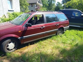 1992 Volkswagen Passat B3, красный, 300000 рублей, вид 5