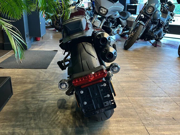 2021 Harley-Davidson Sportster S, пурпурный, 1450000 рублей - вид 2