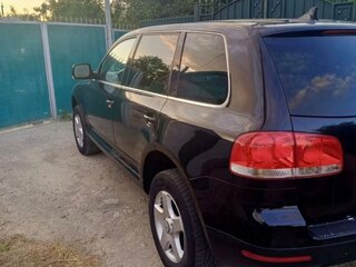2004 Volkswagen Touareg I, чёрный, 600000 рублей, вид 5