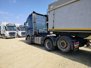 2020 Volvo FH, синий, 8041000 рублей, вид 4