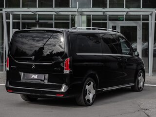 2024 Mercedes-Benz V-Класс Extra Long 300 d экстра длинный III (W447) Рестайлинг 2, чёрный, 29000000 рублей, вид 4
