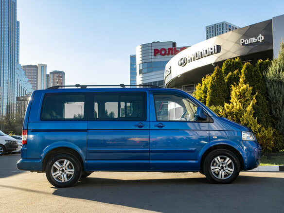 2008 Volkswagen Multivan T5, синий, 1498000 рублей - вид 2