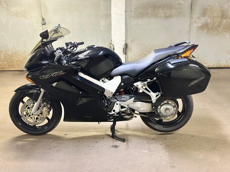2002 Honda VFR 800, чёрный, 590000 рублей, вид 5