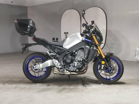 2024 Yamaha MT-09 (FZ-09), серый, 1280000 рублей, вид 1