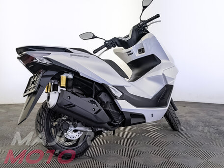 2026 Honda PCX 160, белый, 499900 рублей, вид 2