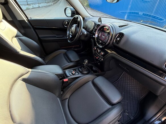 2021 Mini Countryman Cooper S II Рестайлинг, чёрный, 3400000 рублей - вид 8