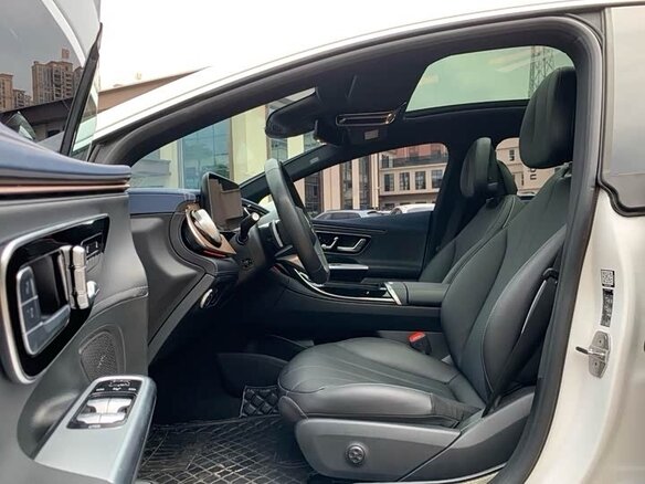 2023 Mercedes-Benz EQE 350+, белый - вид 10