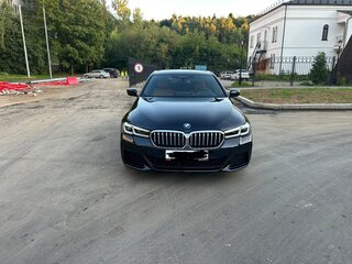 2022 BMW 5 серии 520i VII (G30/G31/G38) Рестайлинг, синий, 5600000 рублей, вид 2