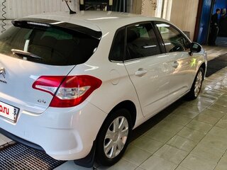 2012 Citroen C4 II, белый, 750000 рублей, вид 3