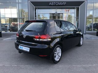 2010 Volkswagen Golf VI, чёрный, 1069000 рублей, вид 5