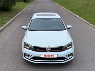 2015 Volkswagen Jetta GLI VI Рестайлинг, белый, 1650000 рублей, вид 2