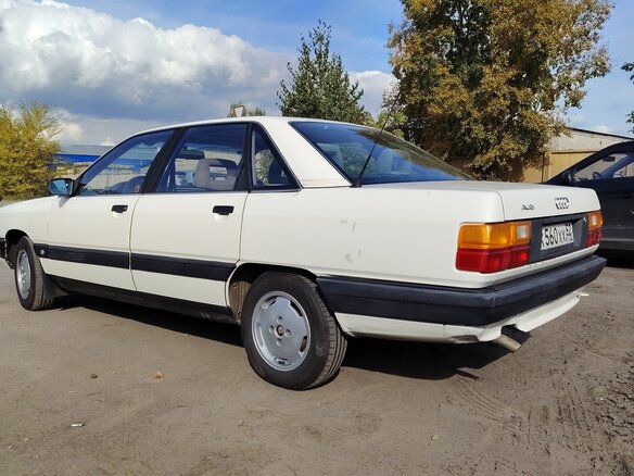 1989 Audi 100 III (C3) Рестайлинг, белый, 299999 рублей - вид 9