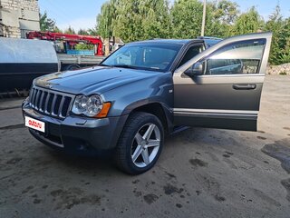 2008 Jeep Grand Cherokee III (WK), серый, 1500000 рублей, вид 5