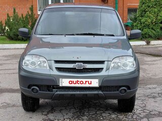 2017 Chevrolet Niva I Рестайлинг, серый, 560000 рублей, вид 2