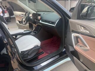 2023 BMW X1 18i sDrive III (U11/U12), чёрный, 3300000 рублей, вид 2