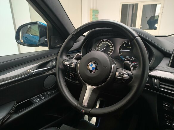 2018 BMW X6 30d II (F16), голубой, 4650000 рублей - вид 27