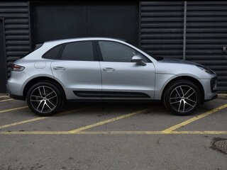 2023 Porsche Macan I Рестайлинг 2, серебристый, 8100000 рублей, вид 5